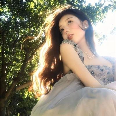 洞里的月亮